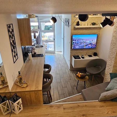 Апартаменты Studio Ayla Ровинь Экстерьер фото